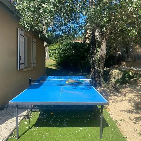 Les Hauts Complex