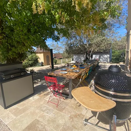 Feriehus Les Hauts Complex Coulaures