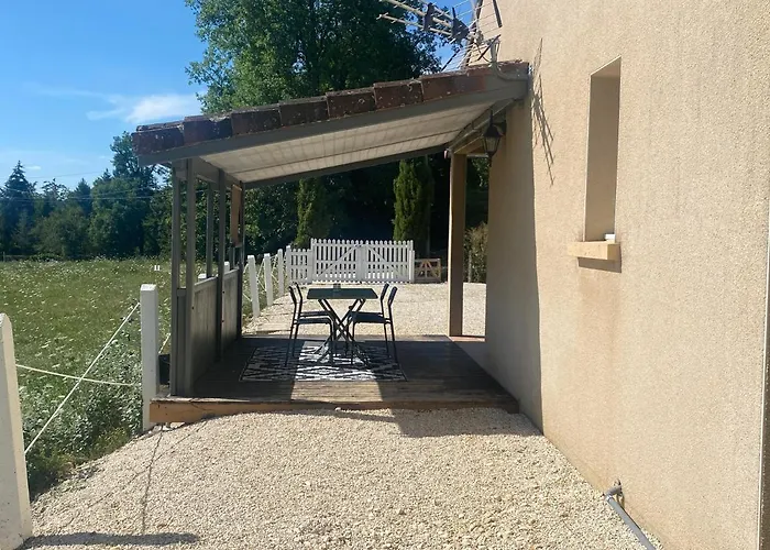 Les Hauts Complex * Coulaures